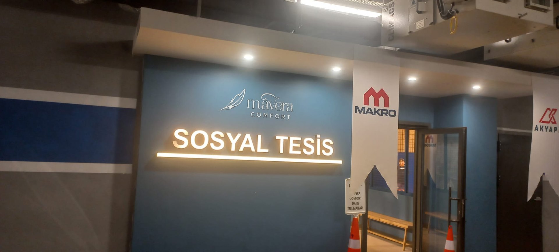 Mavera Comfort Sosyal Tesis ışıklı kutu harf tabelası